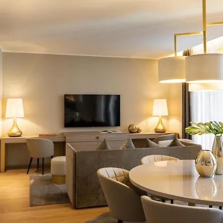 Starhotels Duomo Panoramic Penthouse - 1 Bedroom Μιλάνο